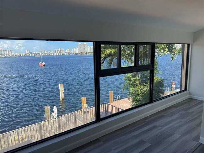 Building Photo - 2777 NE 165th Terrace