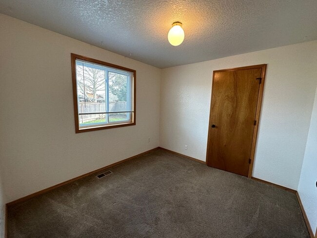 Building Photo - 1476 SW 218th Terrace
