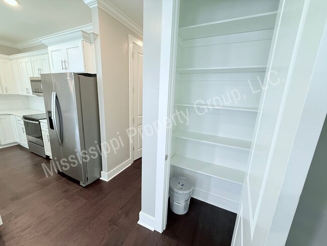 Building Photo - 3BR/3.5BA For Rent