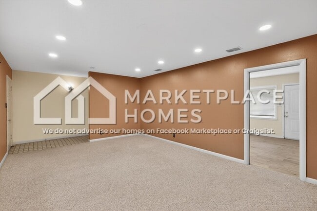 Building Photo - 1209 Harvey St