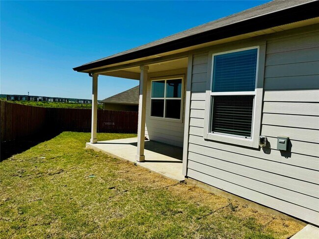 Building Photo - 152 Docile Lp