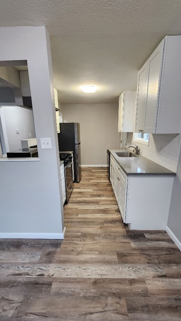 Building Photo - Beautiful 4 Bedroom 2 Bath Home Centrally Located in Vallejo