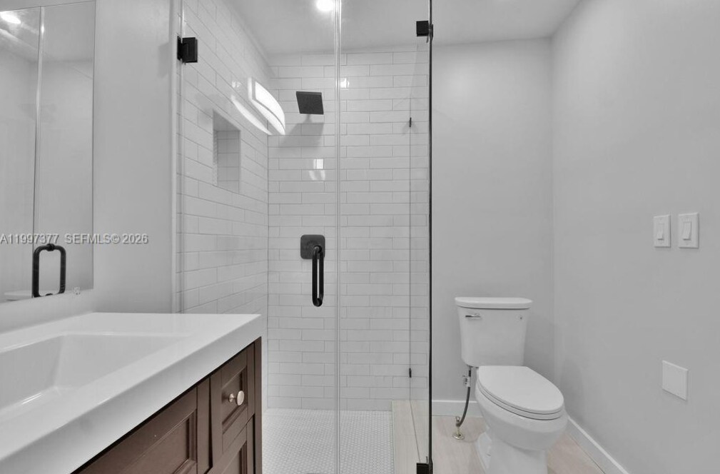 Building Photo - 547 NW 49th St