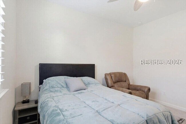 Building Photo - 271 Flip Side Ln