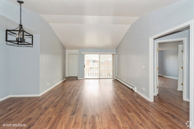 Building Photo - 6560 W Belmont Ave