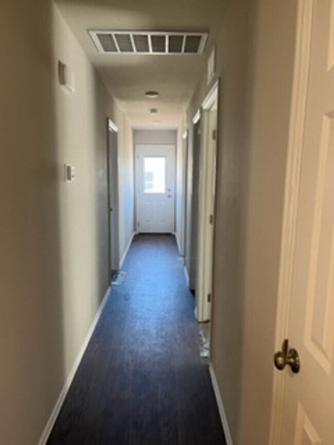 Building Photo - Brand New Home!