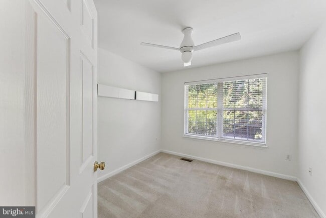 Building Photo - 11892 Breton Ct