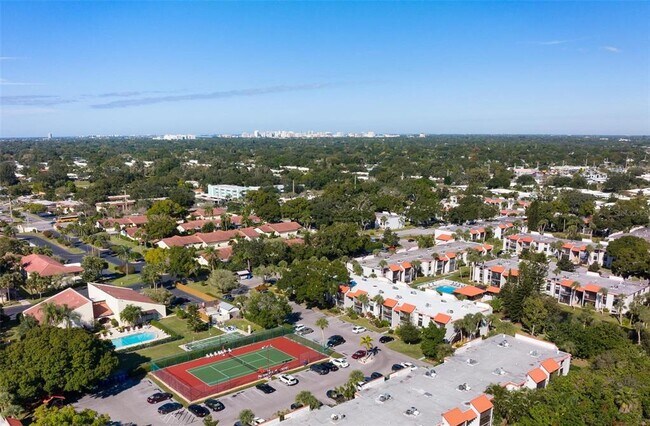 Building Photo - 3223 S Beneva Rd