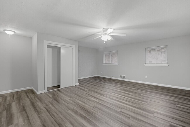 Building Photo - 91 F St