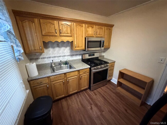 Building Photo - 120-03 115th Ave