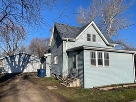 Building Photo - 2217 Ashland St