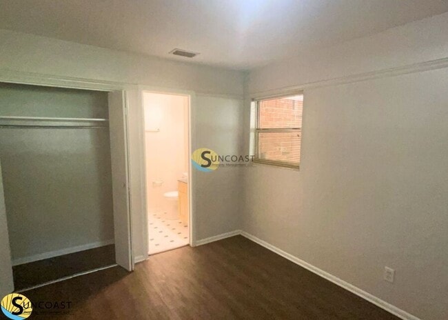 Building Photo - 5665 Enchanted Dr