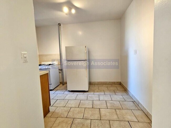 Building Photo - 707 West 171st Street