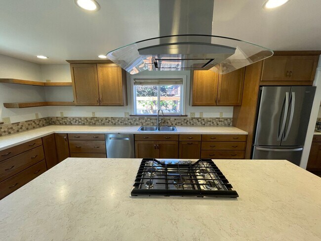 Building Photo - 2409 32nd St