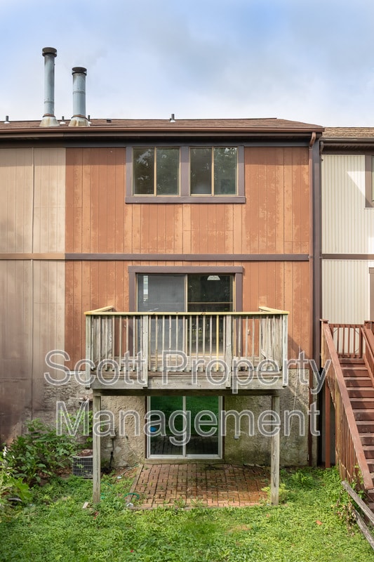 Building Photo - 113 Bourbon Ct