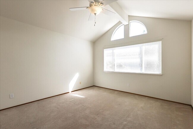 Building Photo - Seven Springs Home