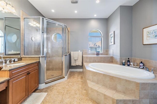 Building Photo - 254 Seagate Ct