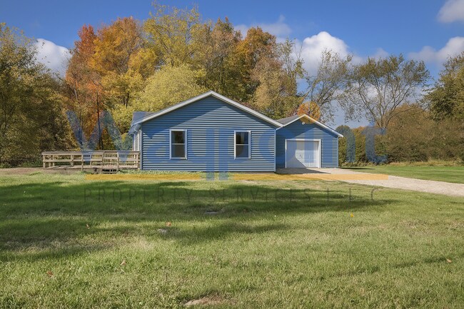 Building Photo - 3800 S Crystal