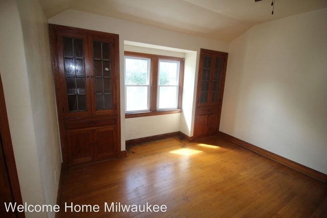 Building Photo - 4703 N 39th St