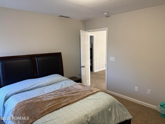 Building Photo - 90 Atlantis Ave