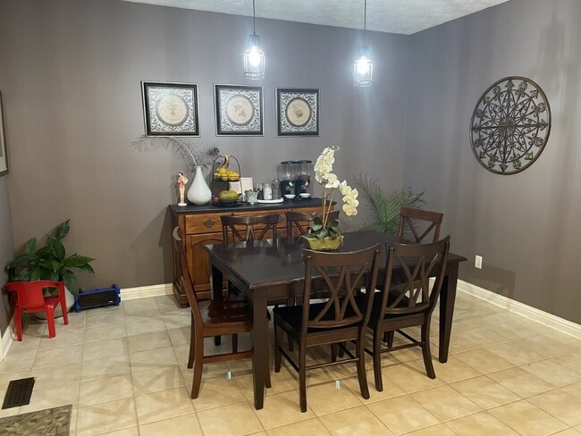 Building Photo - 3744 Jonathan Rdg