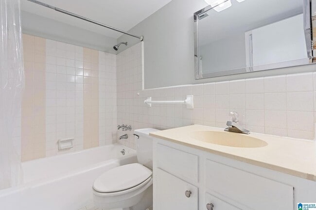 Building Photo - 159 Old Montgomery Hwy