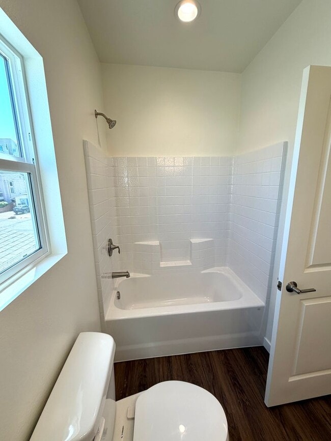 Building Photo - Brand New 2 Bedroom 1 1/2 Bath Townhouse!!!  Move in Special!! $1000 off 1st Month's Rent!!