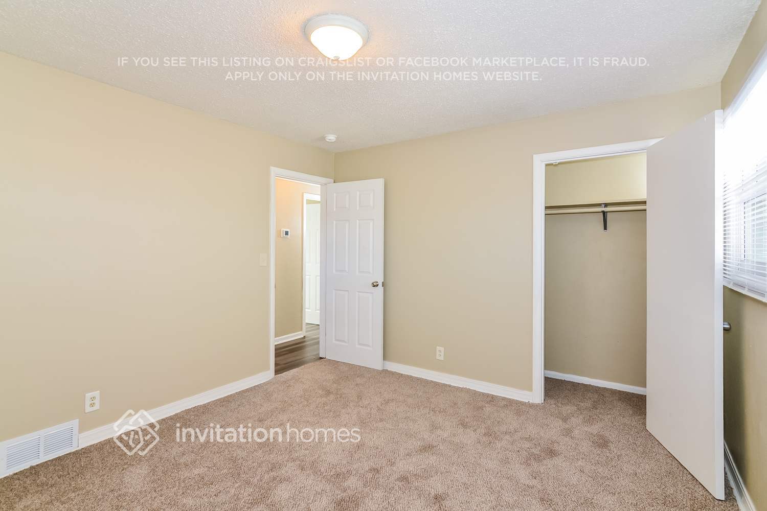 Building Photo - 2110 2nd St S