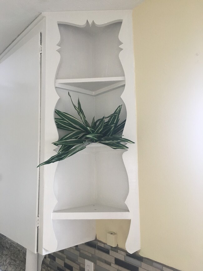 Building Photo - 5801 6th St