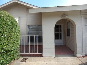 Building Photo - 5110 Palo Alto Dr