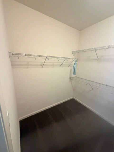 Building Photo - Gorgeous Modesto Home 3 Bedroom 2.5 Bathroom
