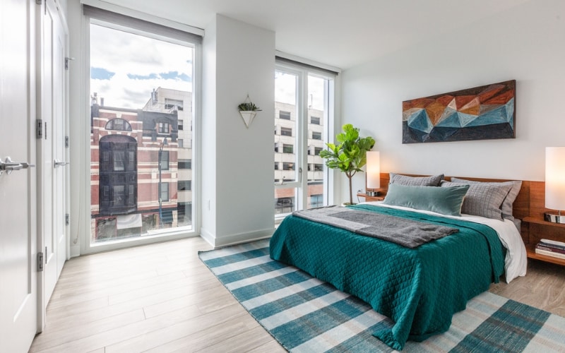 Building Photo - 2317 N Lincoln Ave