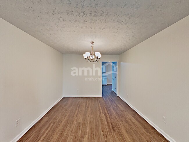 Building Photo - 1720 Mission Park Ct