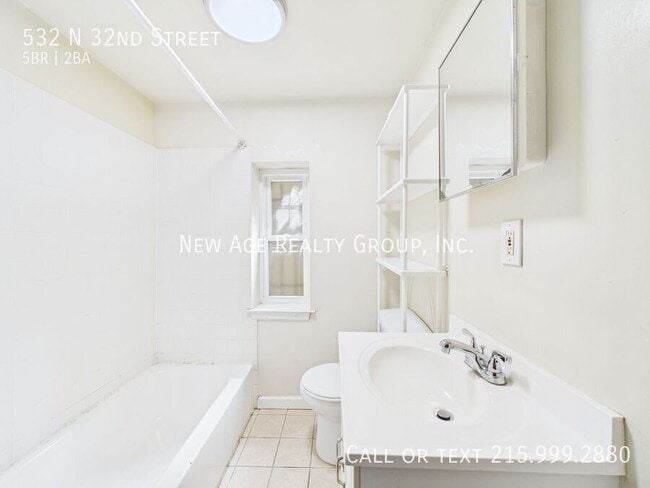 Building Photo - 532 N 32nd St