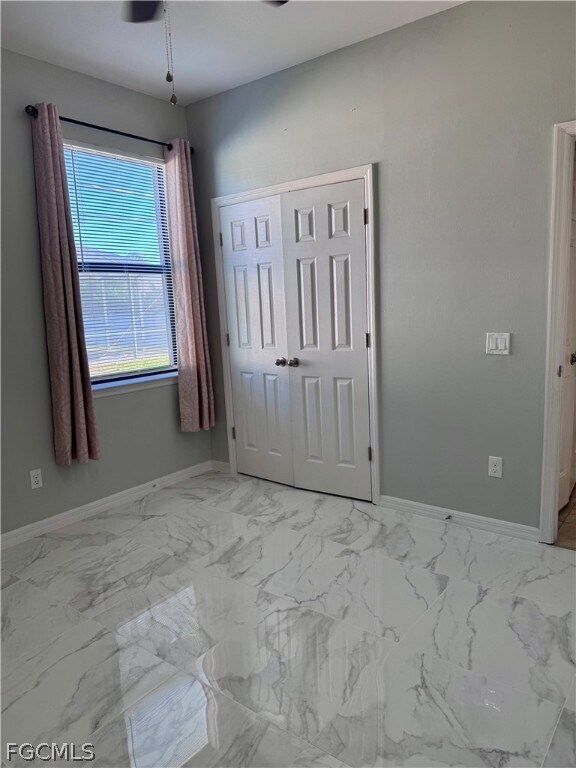 Building Photo - 2322 SW 27th St