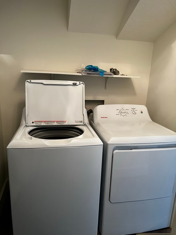 Building Photo - 122 Detchon Ct