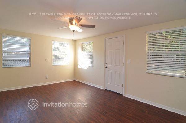 Building Photo - 6420 8th St Ct W