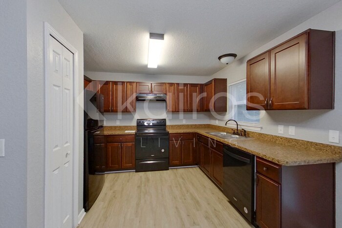 Building Photo - 13719 Southwest 89th Circle