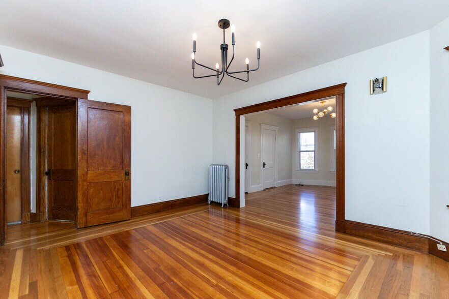 Building Photo - 20 Egerton Rd