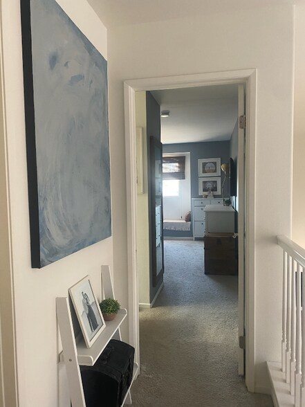 Building Photo - 2406 Maravilla Way