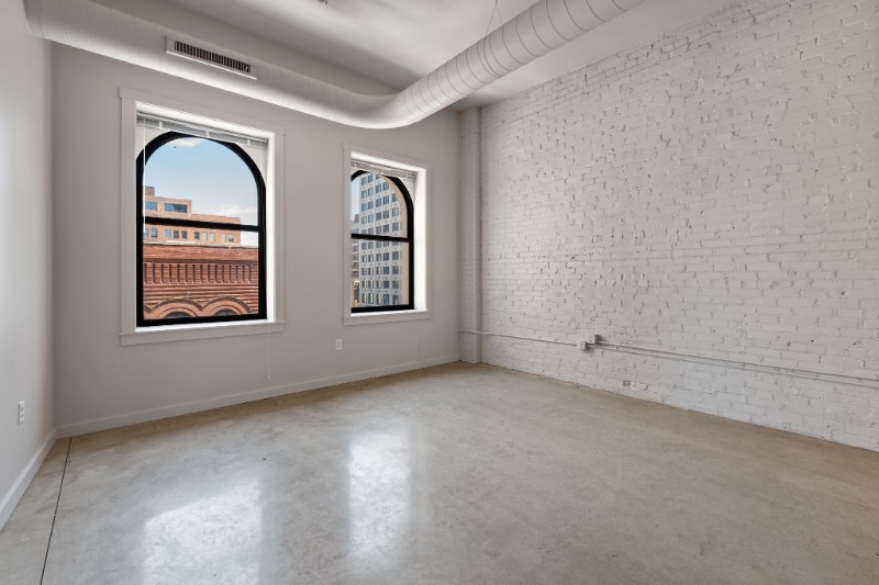 Building Photo - 1006 Olive St