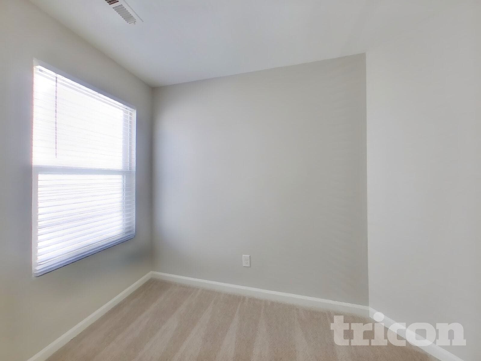 Building Photo - 4911 Magnasco Ln