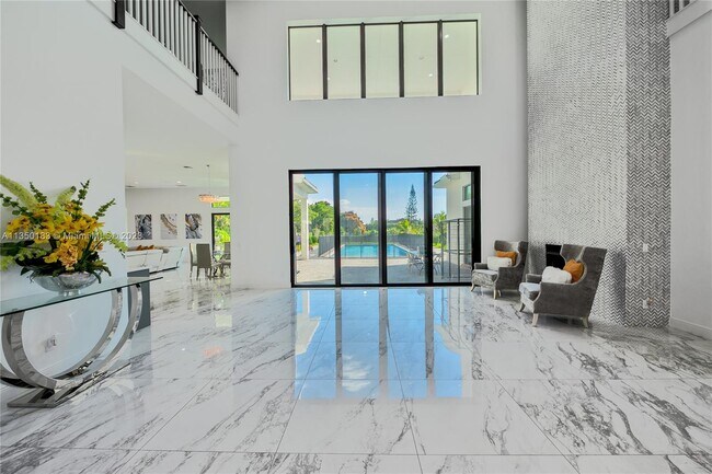 Building Photo - 17110 Reserve Ct