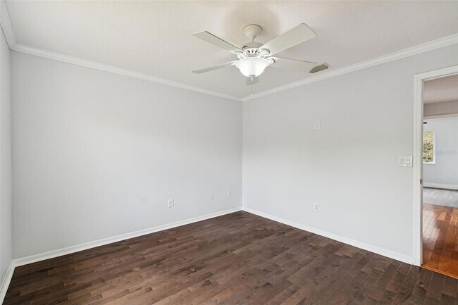 Building Photo - 18154 Sandy Pointe Dr