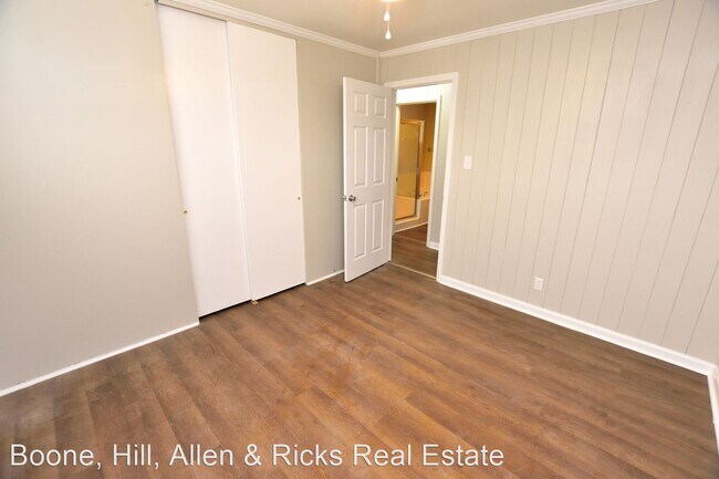 Building Photo - 3 br, 2 bath House - 733 Westwood Drive