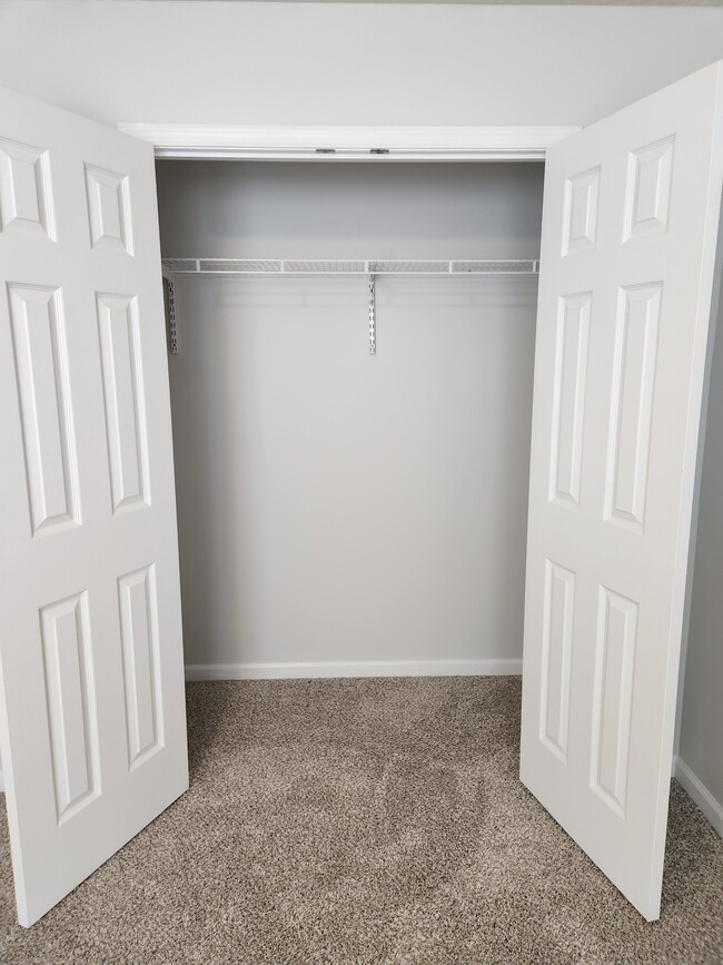 Building Photo - 28 Holler Rd