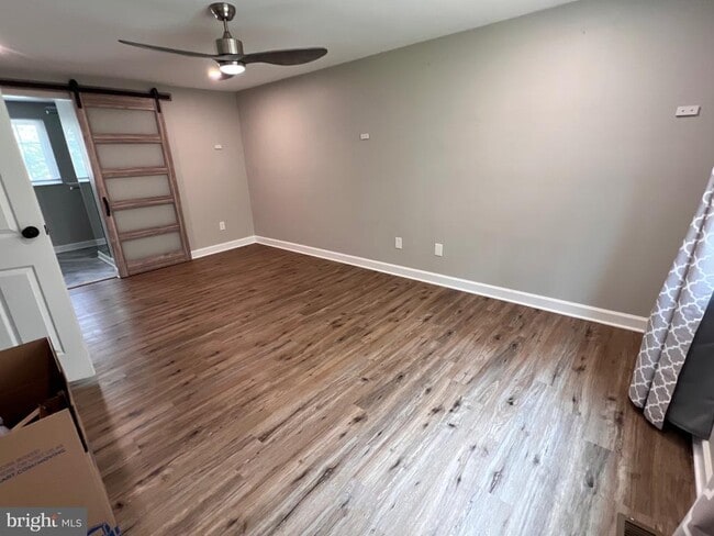 Building Photo - 5925 Vernons Oak Ct
