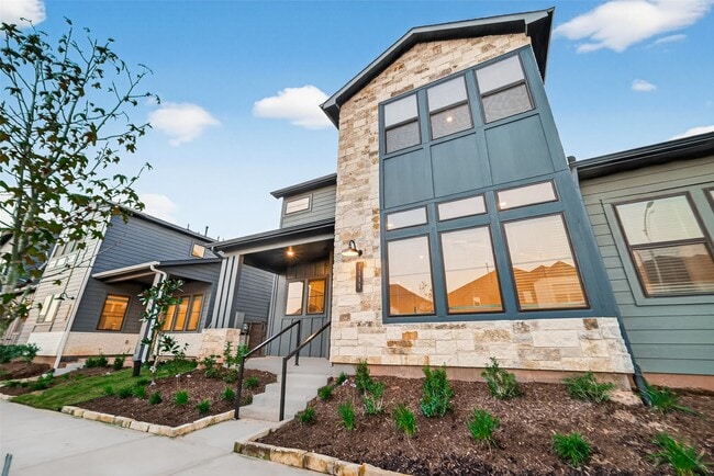 Building Photo - 1111 Mercantile St