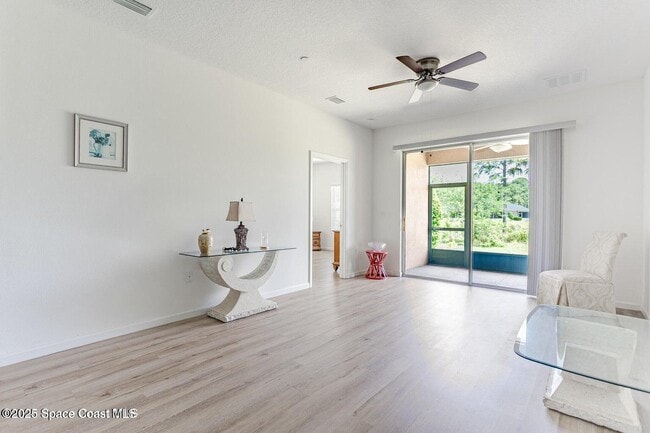 Building Photo - 560 Remington Green Dr SE