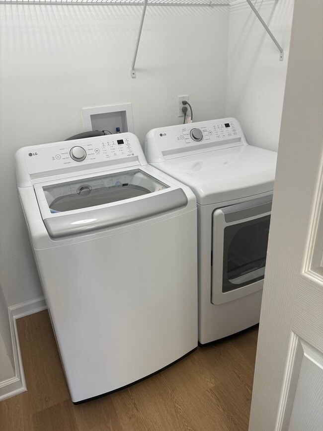 Building Photo - 230 Wethington Dr